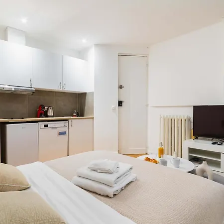 Agreable Et Bien Placee - 18 - 2p * Paris