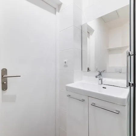 Agreable Et Bien Placee - 18 - 2p Apartment *