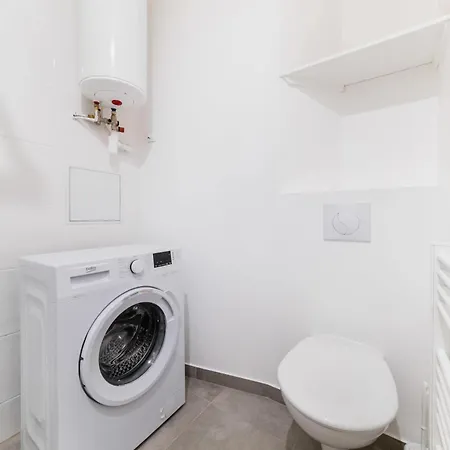 Agreable Et Bien Placee - 18 - 2p * Paris
